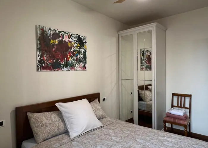 شقة Center 2 Bedroom بيرغامو